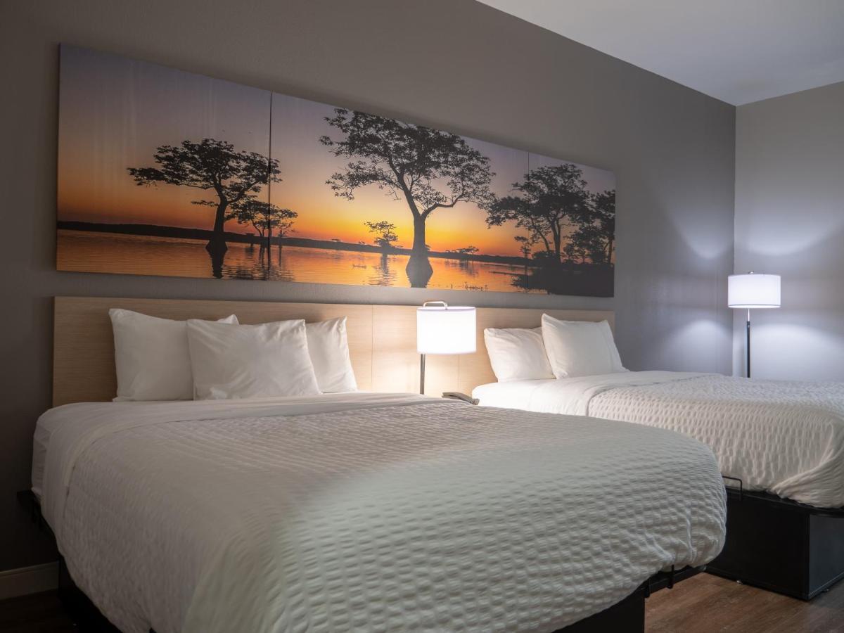 Days Inn & Suites By Wyndham Savannah North I-95 Port Wentworth Buitenkant foto